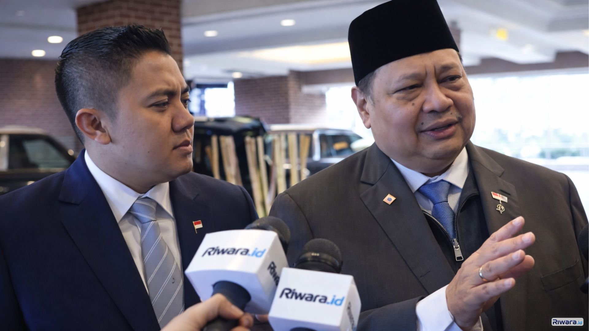 Menteri Koordinator Bidang Perekonomian menyampaikan keterangan kepada awak media terkait kebijakan stimulus ekonomi dan kepastian pencairan THR 2026 dalam pernyataan resmi di Jakarta.